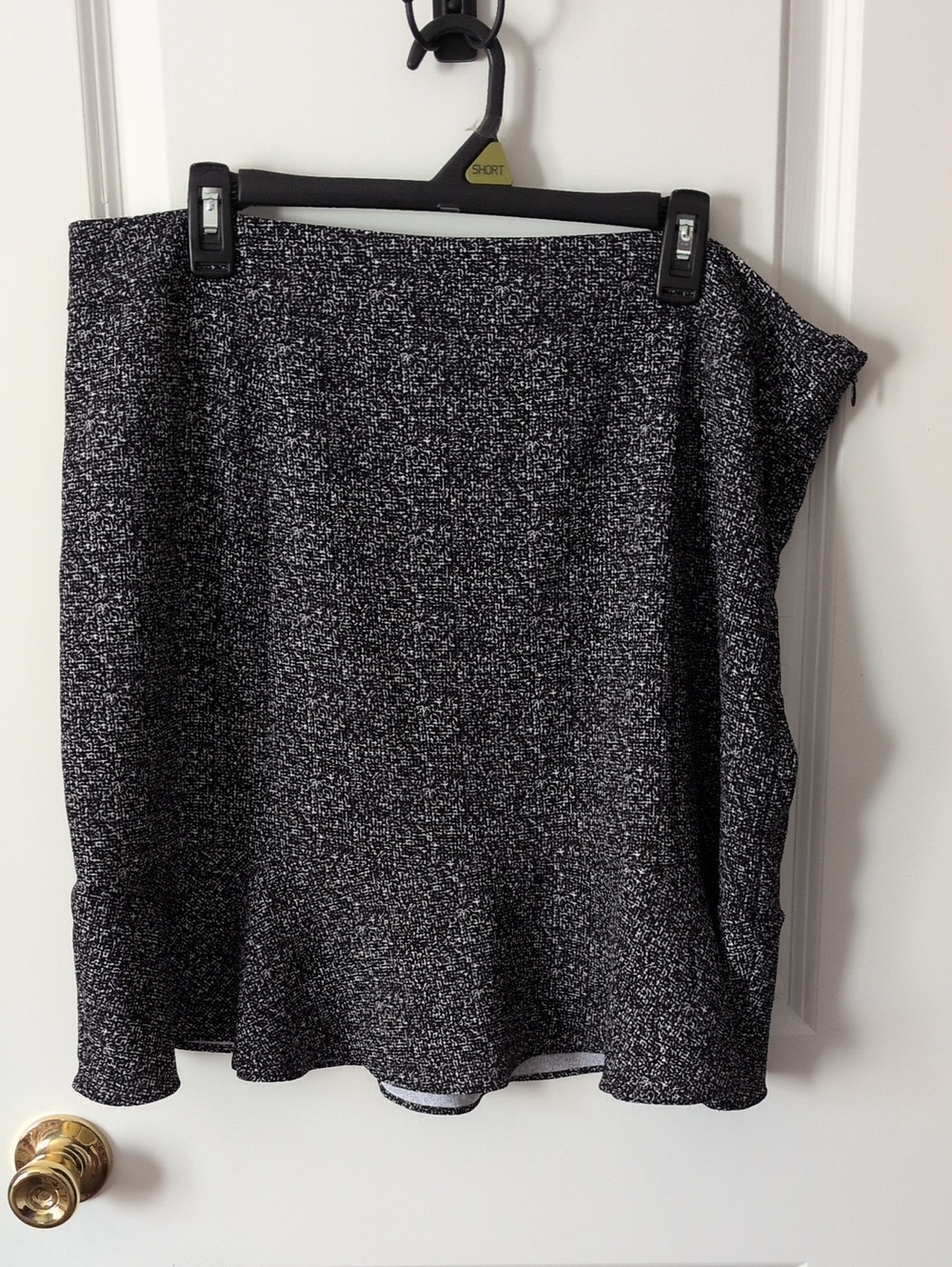 Worthington Black and White Speckled A-Line Skirt